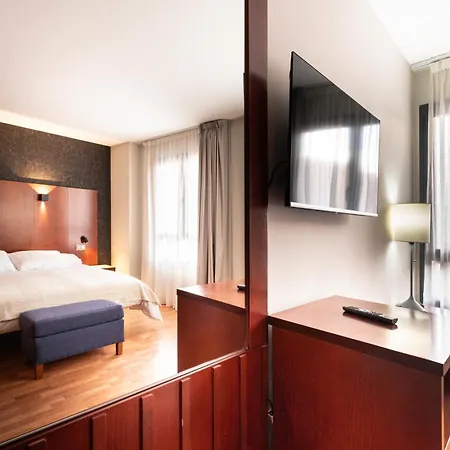 Dona Urraca Hotell 3*