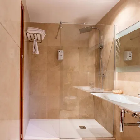 Dona Urraca Hotel 3*