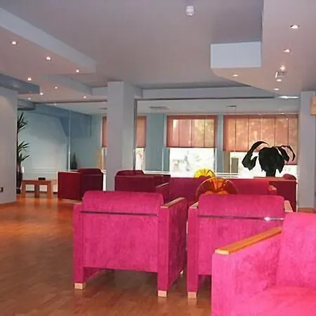 酒店 多纳沃卡酒店 3*