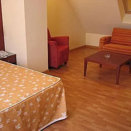 Dona Urraca 3* Zamora