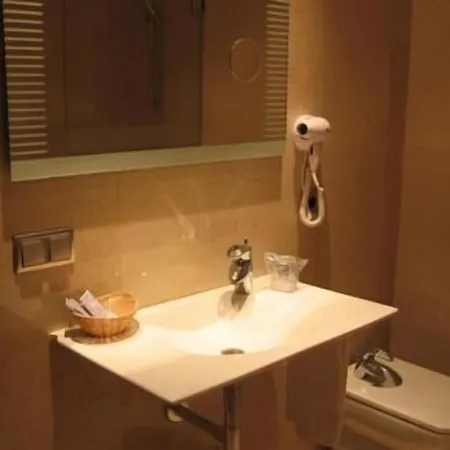 Dona Urraca Hotel 3*