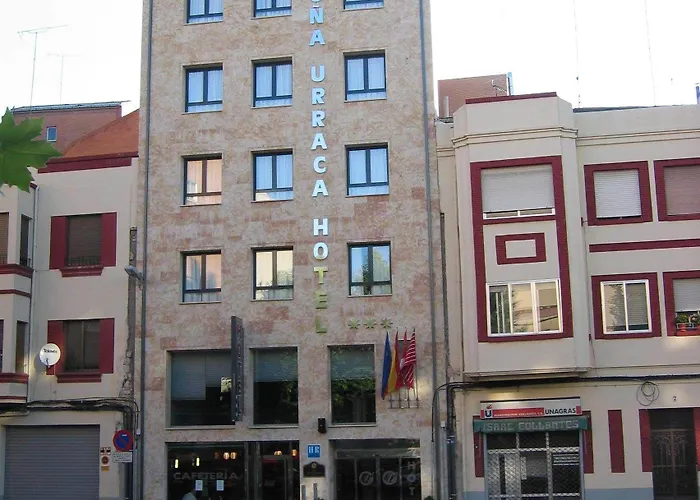 Hotel Dona Urraca 3*